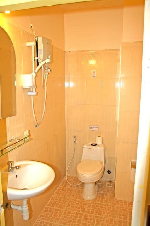 Firefly Guesthouse - The Berlin Angkor Σιέμ Ρέαπ Δωμάτιο φωτογραφία