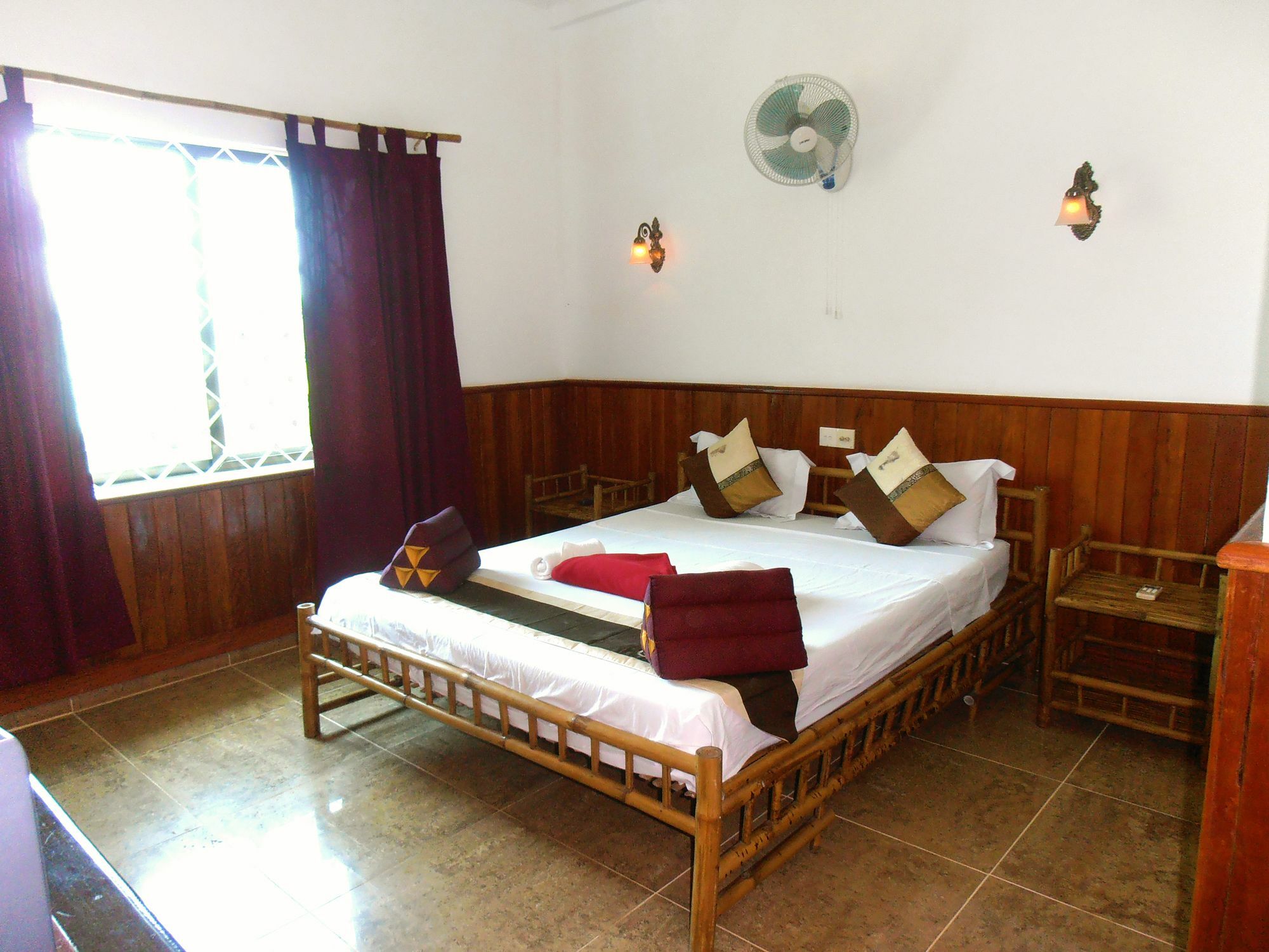 Firefly Guesthouse - The Berlin Angkor Σιέμ Ρέαπ Εξωτερικό φωτογραφία